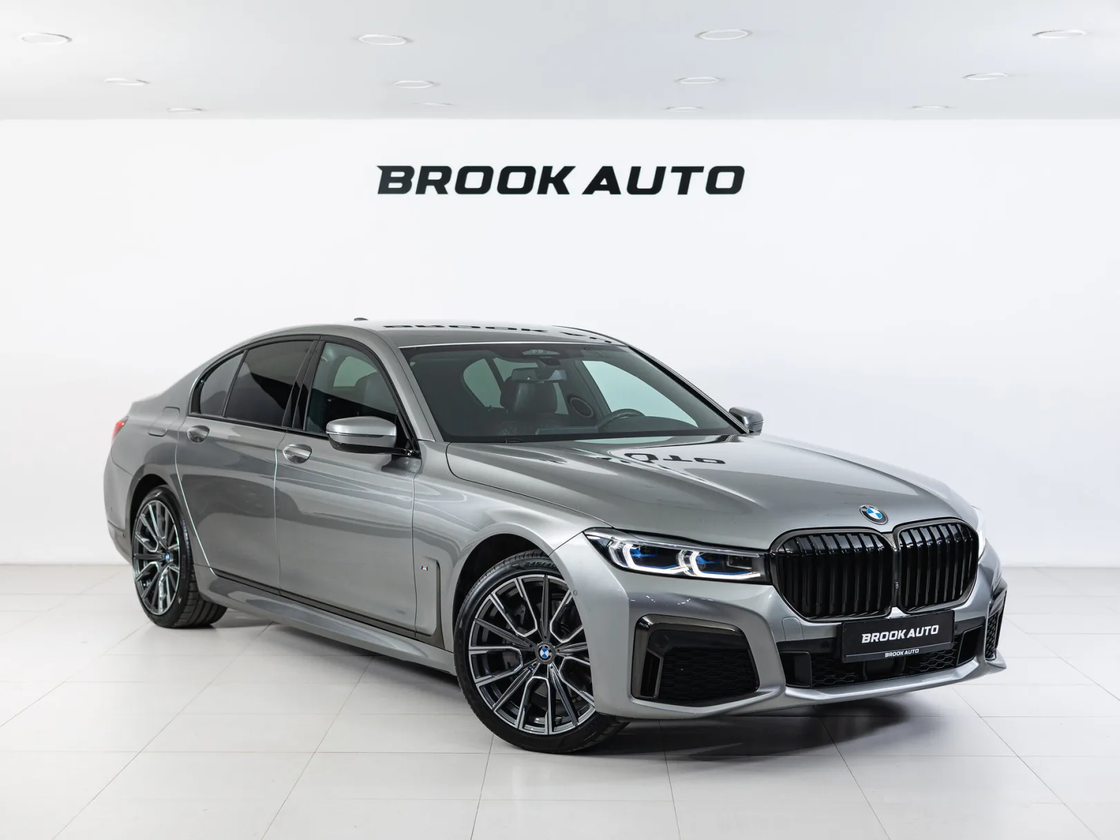 BMW 7 серии VI (G11/G12) Рестайлинг, 2020 — экстерьер, фото 3