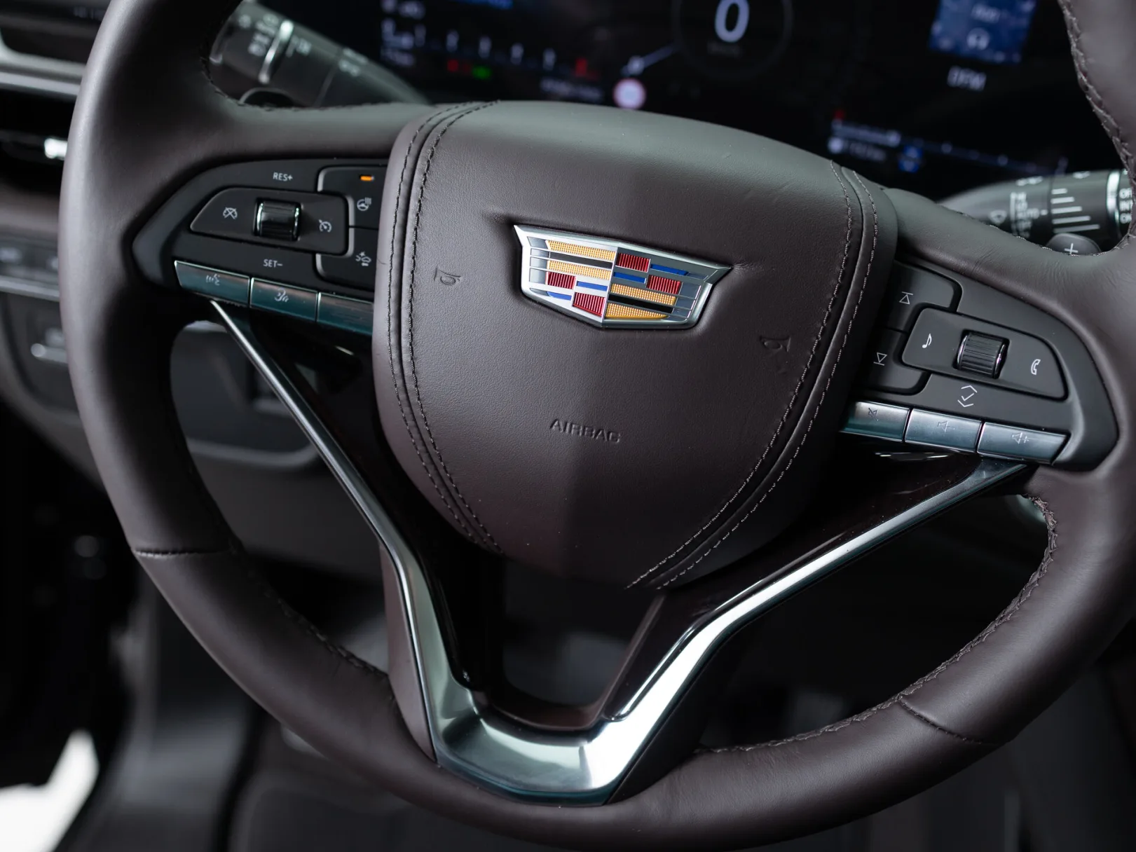 Cadillac Escalade Sport Platinum ESV V, 2024 — экстерьер, фото 17