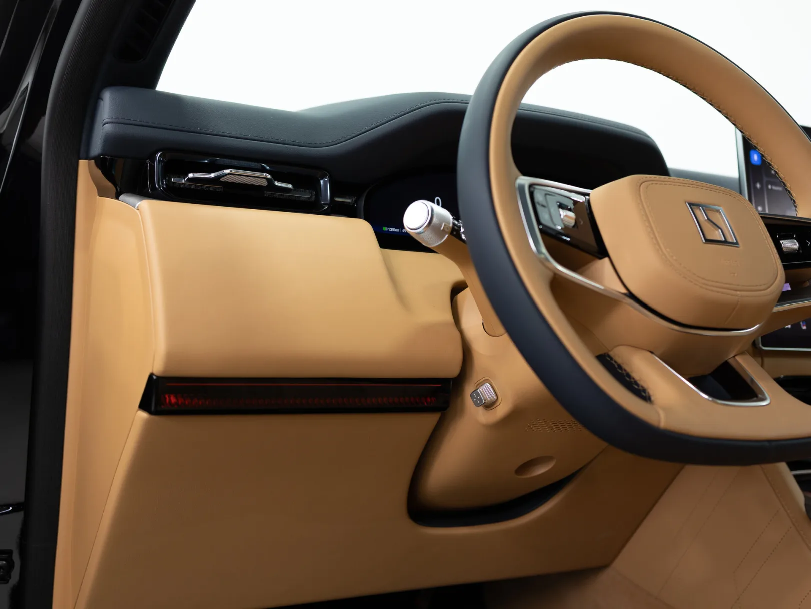 Zeekr 9X Max (6 seats) I, 2025 — экстерьер, фото 14