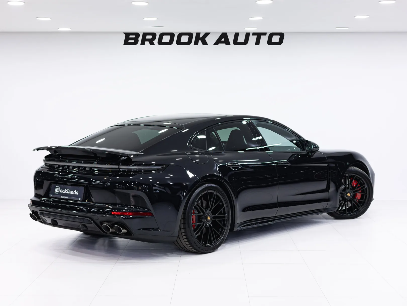 Porsche Panamera GTS III, 2025 — экстерьер, фото 4