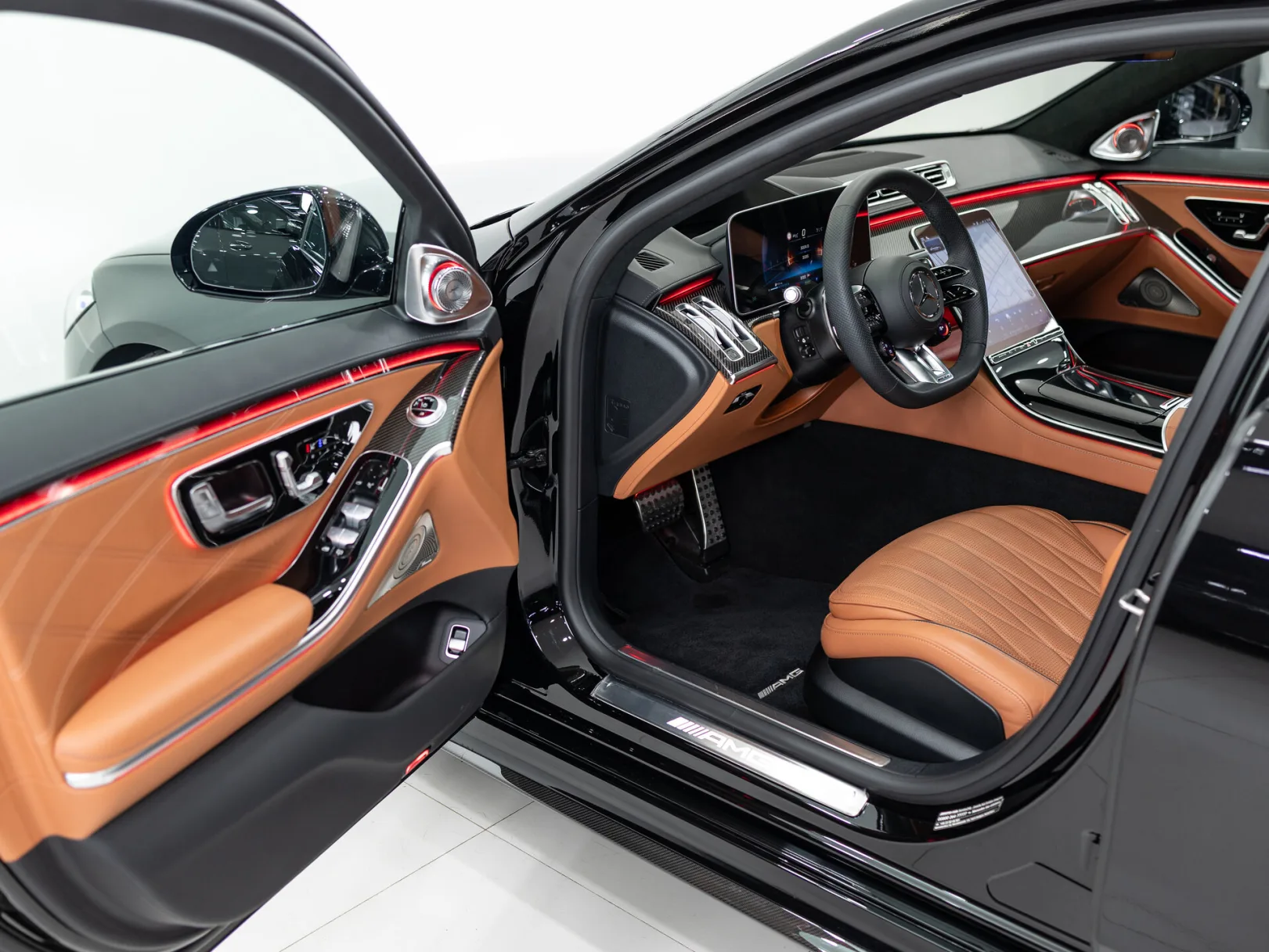 Mercedes-Benz S-Класс AMG S 63 IV (W223), 2024 — экстерьер, фото 7