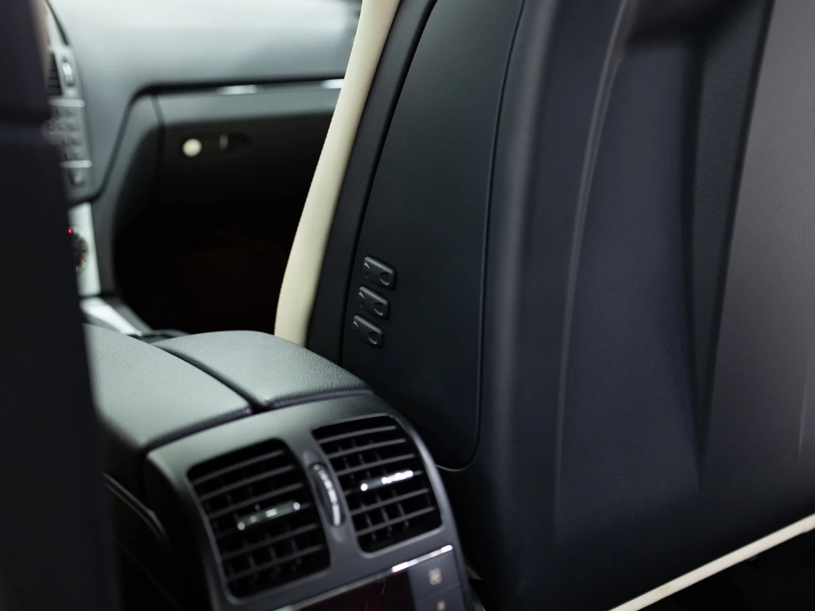 Mercedes-Benz C-Класс AMG III (W204), 2010 — экстерьер, фото 30