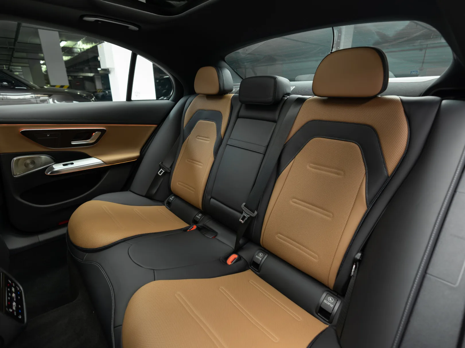 Mercedes-Benz E-Класс AMG E 53 4MATIC+ VI (W214), 2026 — экстерьер, фото 31
