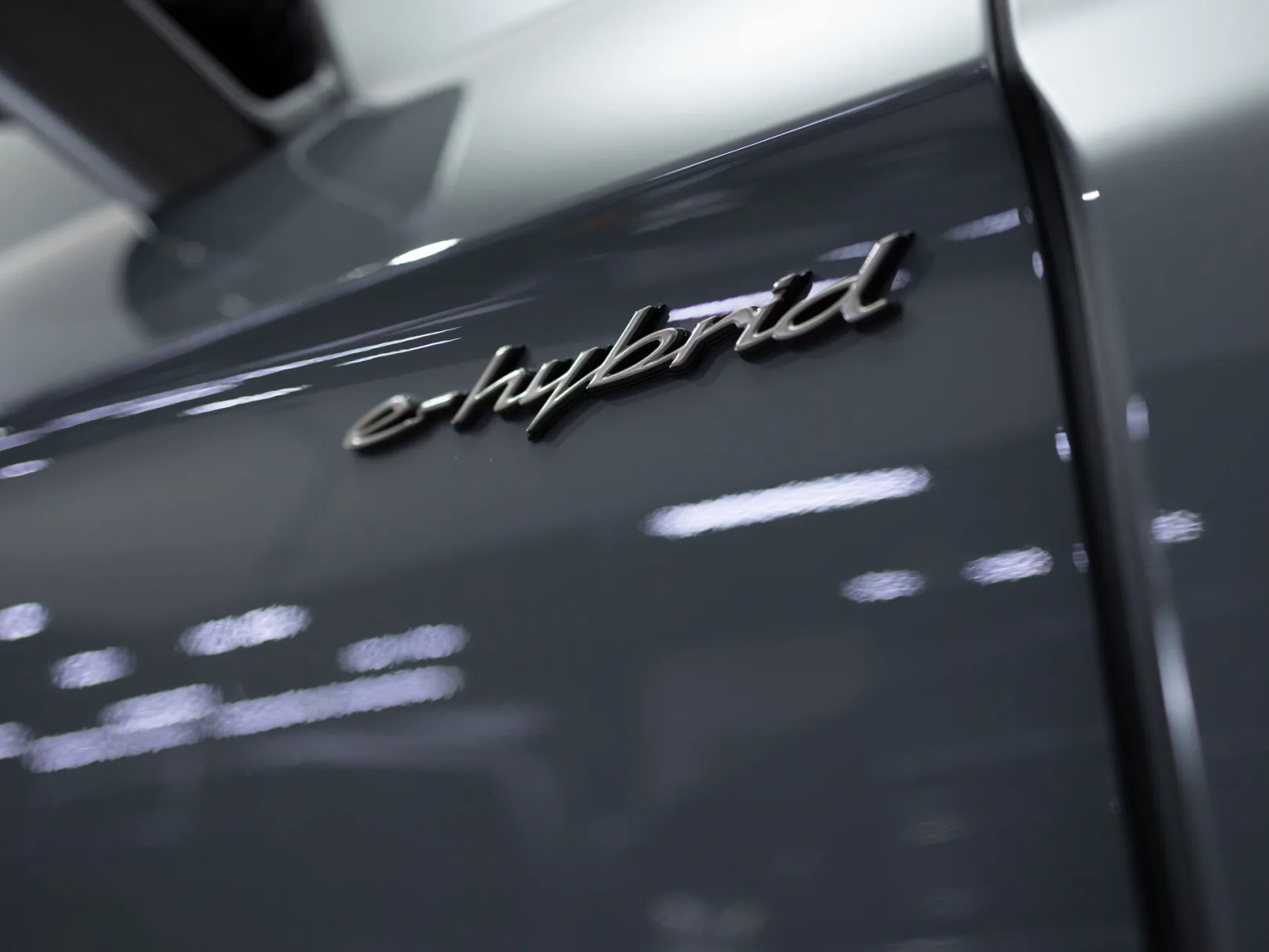 Porsche Panamera Turbo E-Hybrid III, 2025 — экстерьер, фото 38