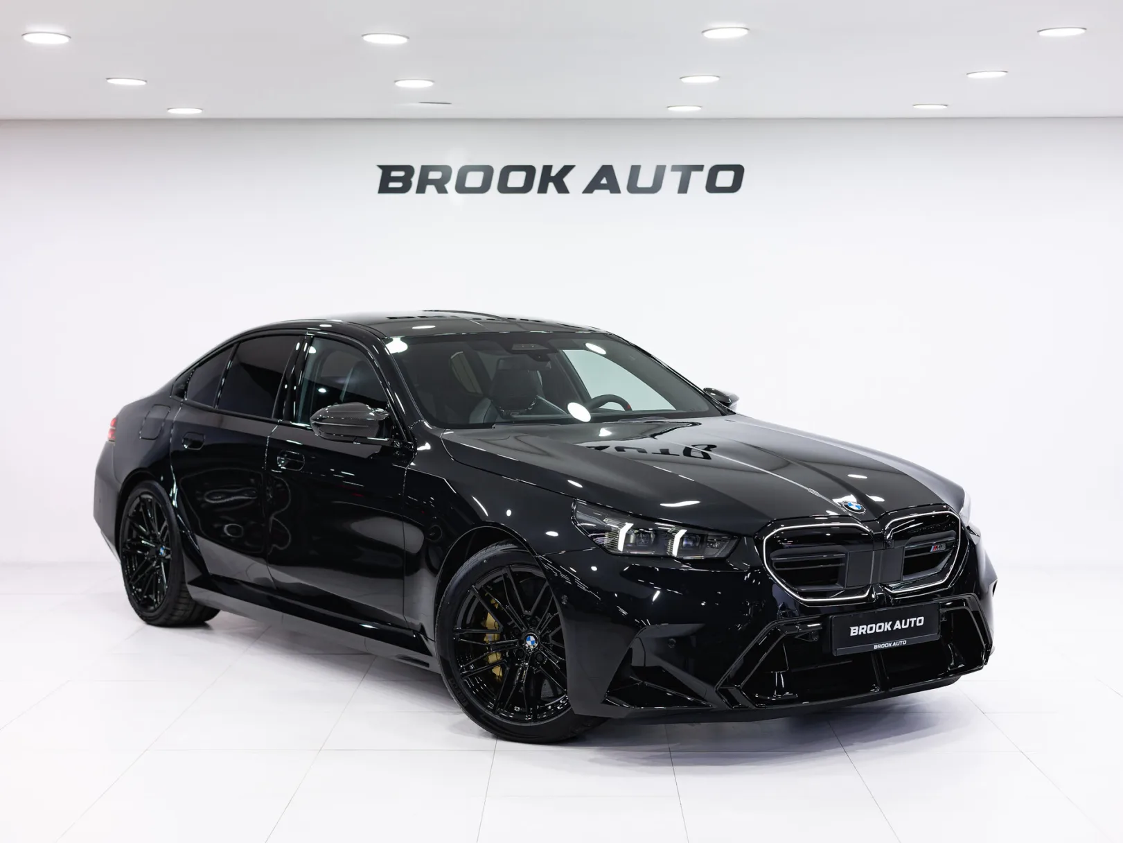 BMW M5 VII (G90), 2025 — экстерьер, фото 3