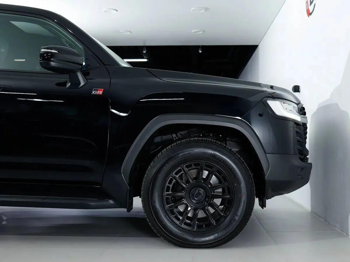 Toyota Land Cruiser 300 Series, 2021 — экстерьер, фото 30