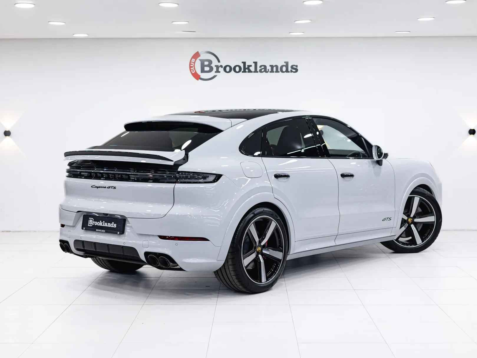 Porsche Cayenne GTS Coupé III Рестайлинг, 2024 — экстерьер, фото 4