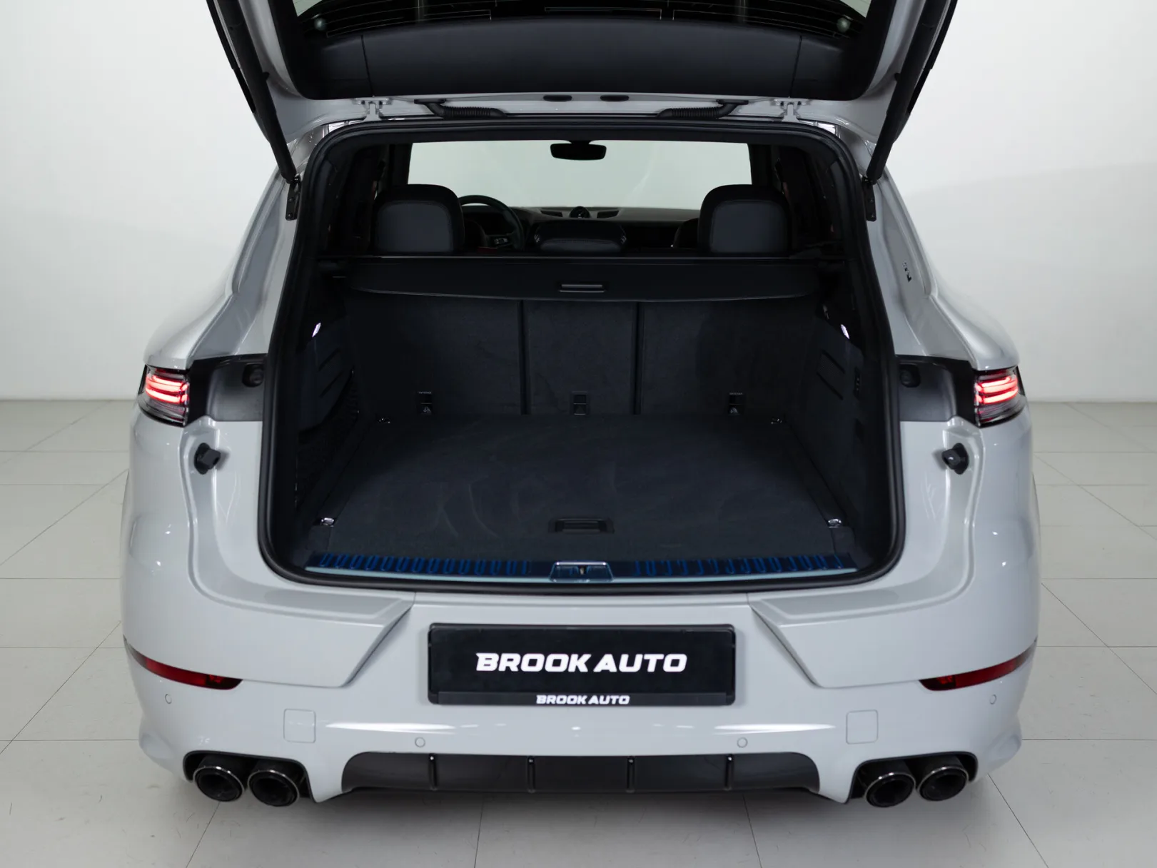 Porsche Cayenne E-Hybrid III Рестайлинг, 2026 — экстерьер, фото 37