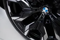 BMW 5 серии 520d xDrive VIII (G60/G61/G68), 2025 — экстерьер, фото 32