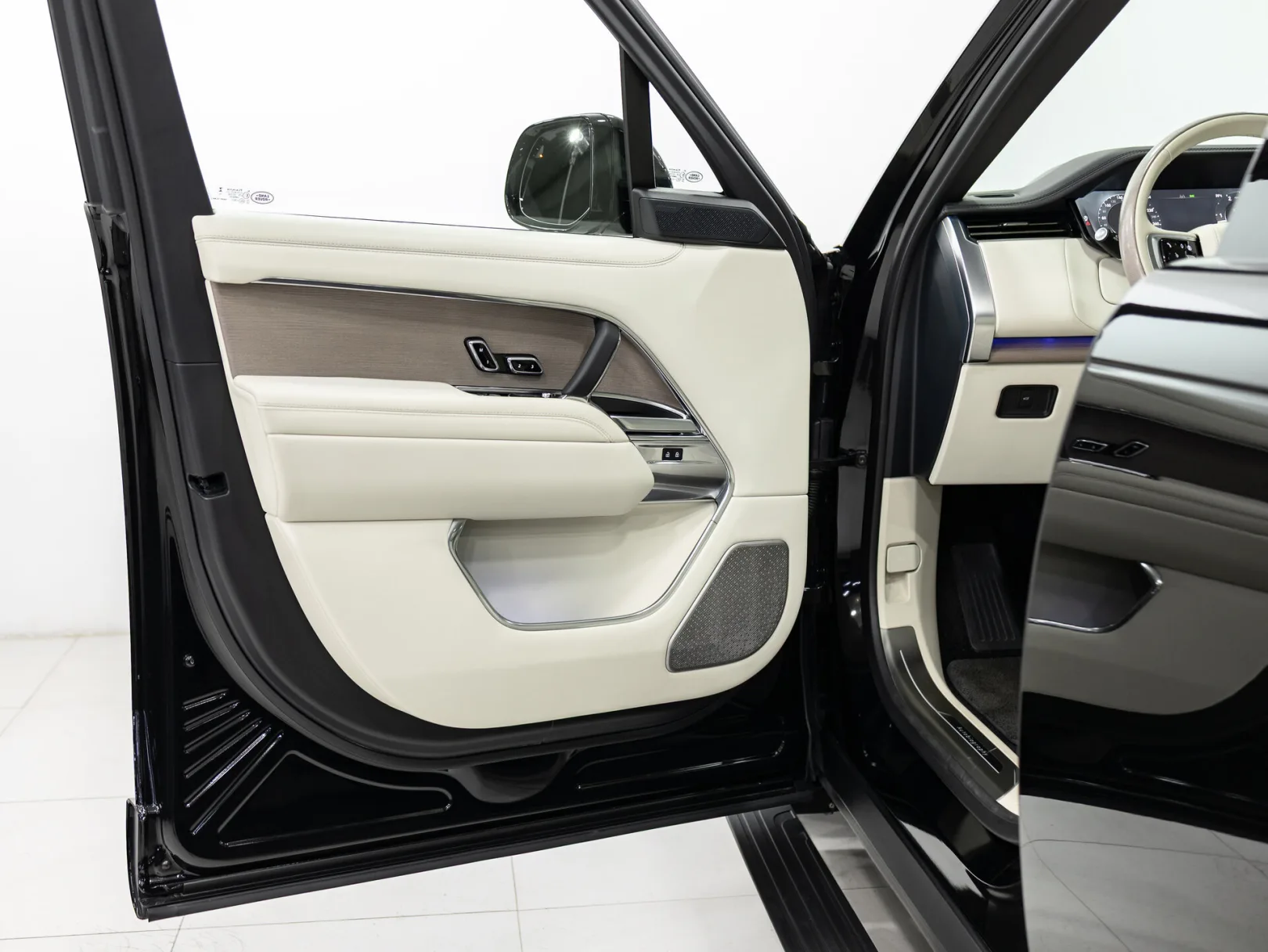 Land Rover Range Rover Autobiography V, 2024 — экстерьер, фото 8