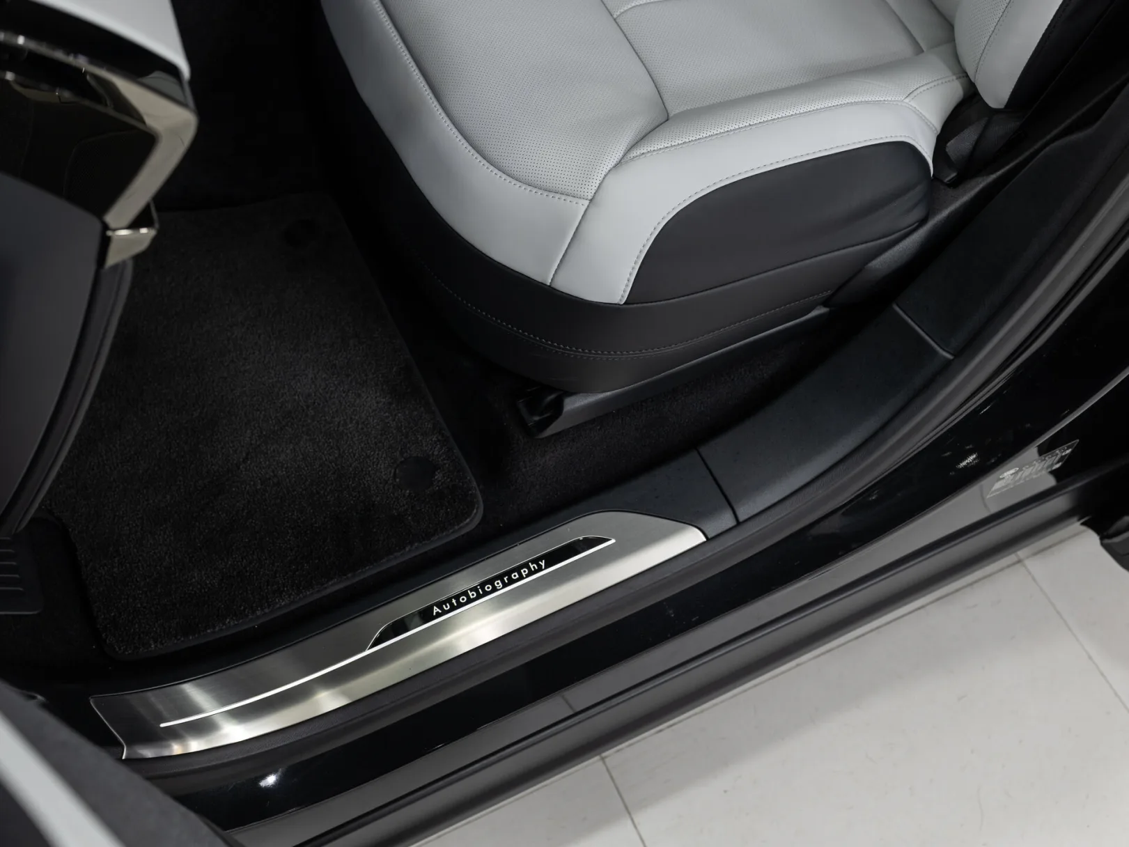 Land Rover Range Rover Sport Autobiography III, 2026 — экстерьер, фото 13