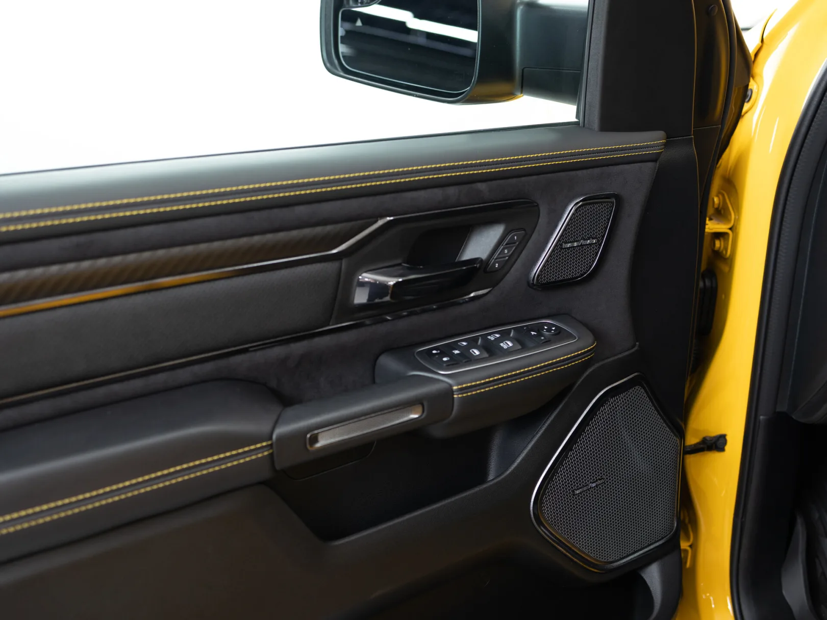 Ram 1500 TRX V, 2023 — экстерьер, фото 8
