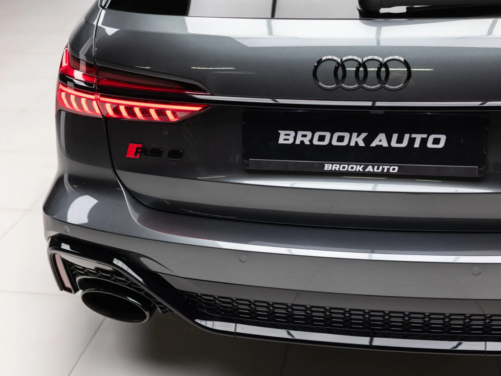 Audi RS 6 RS6 Avant performance IV (C8), 2025 — экстерьер, фото 33
