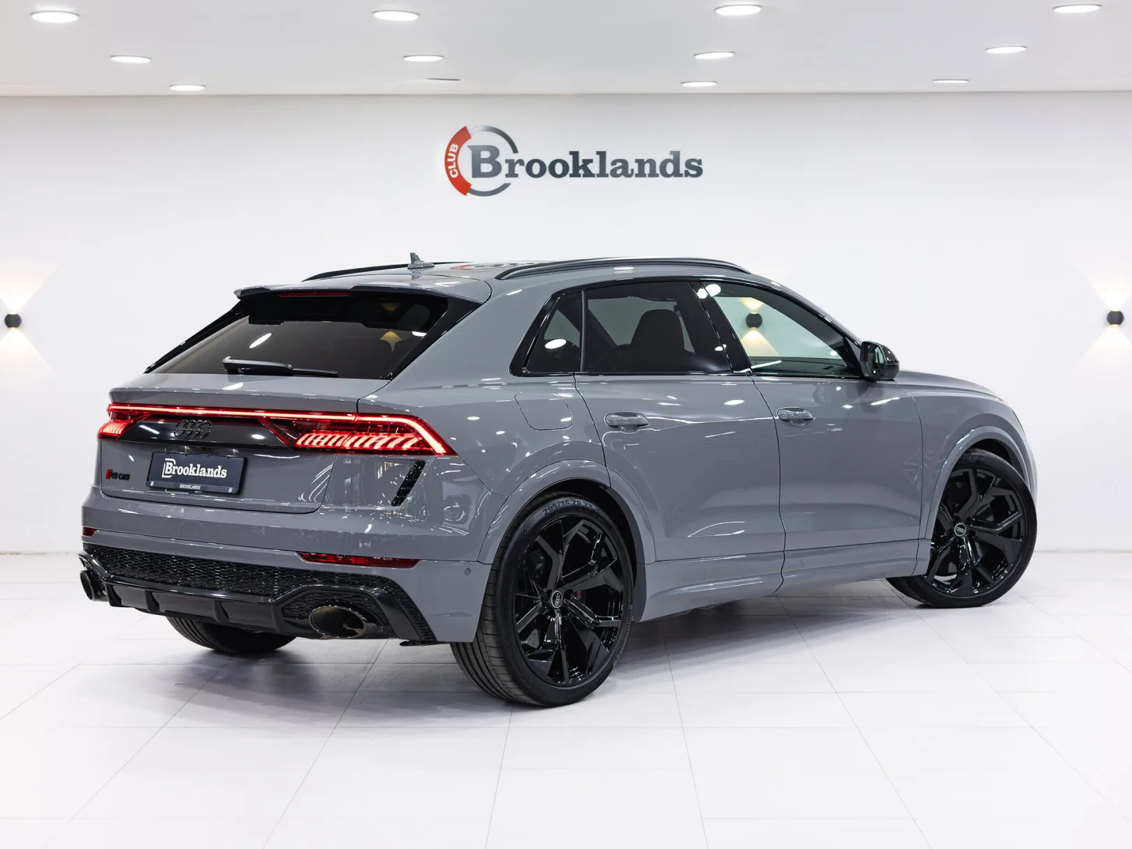 Audi RS Q8 TFSI I, 2023 — экстерьер, фото 4