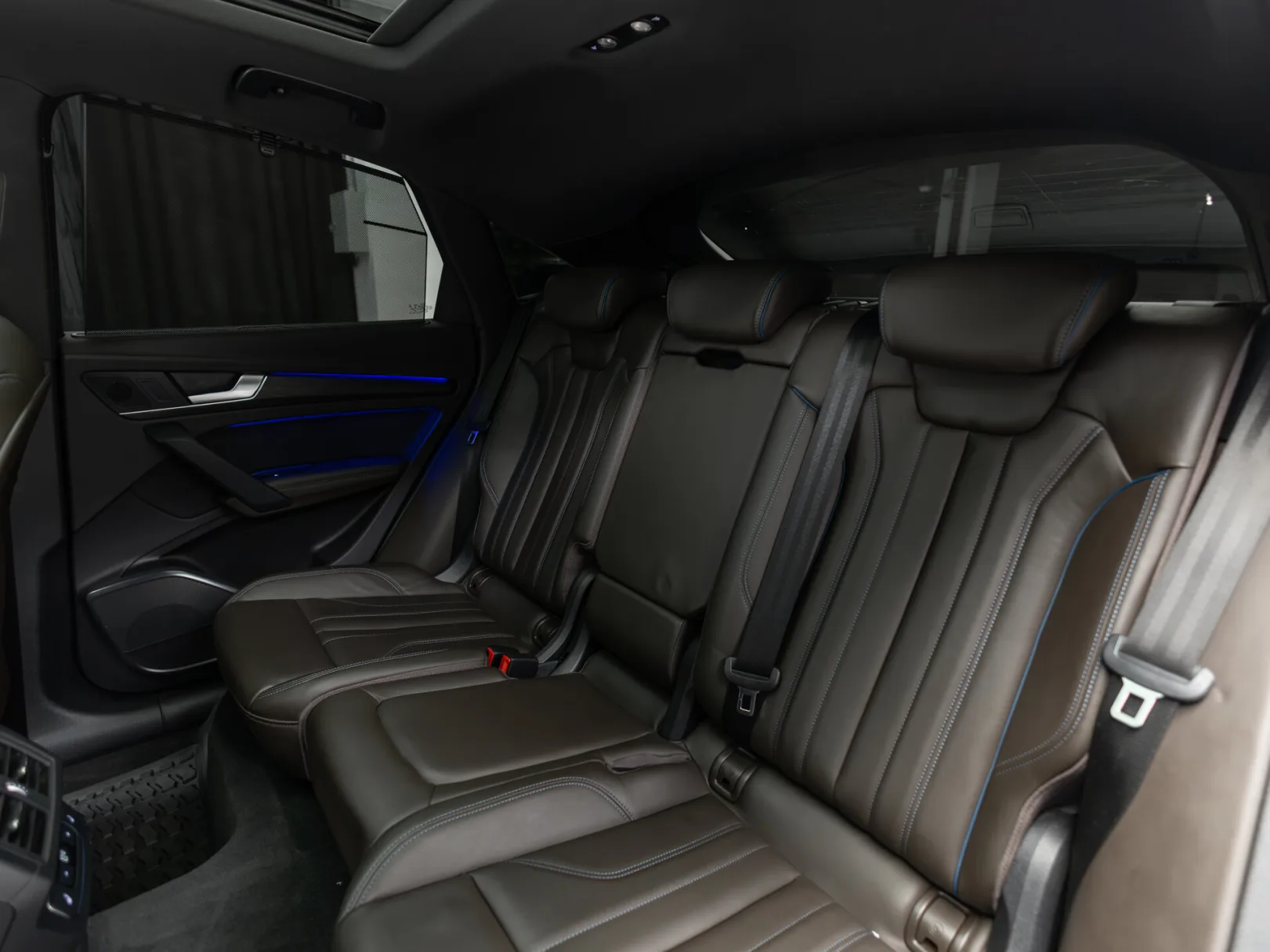 Audi Q5 Sportback Design 45 TFSI quattro I (FY), 2022 — экстерьер, фото 26