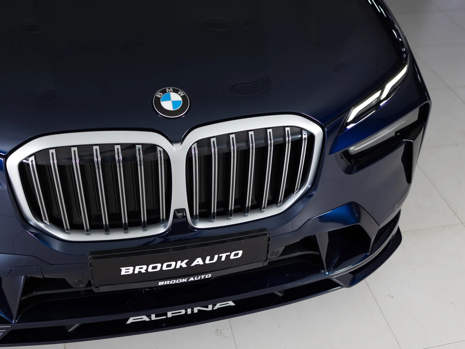 Alpina XB7 Allrad G07 Рестайлинг, 2022 — экстерьер, фото 35