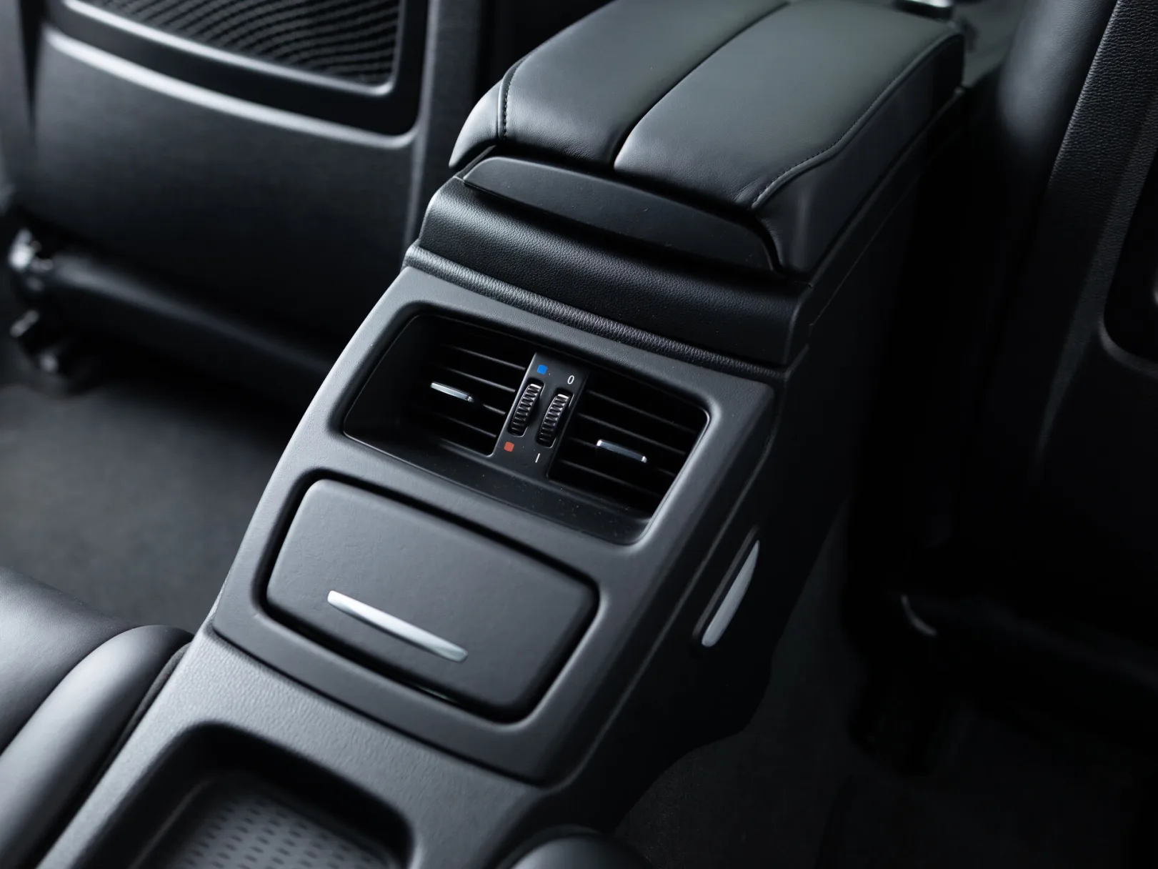 BMW M3 IV (E90), 2009 — экстерьер, фото 27