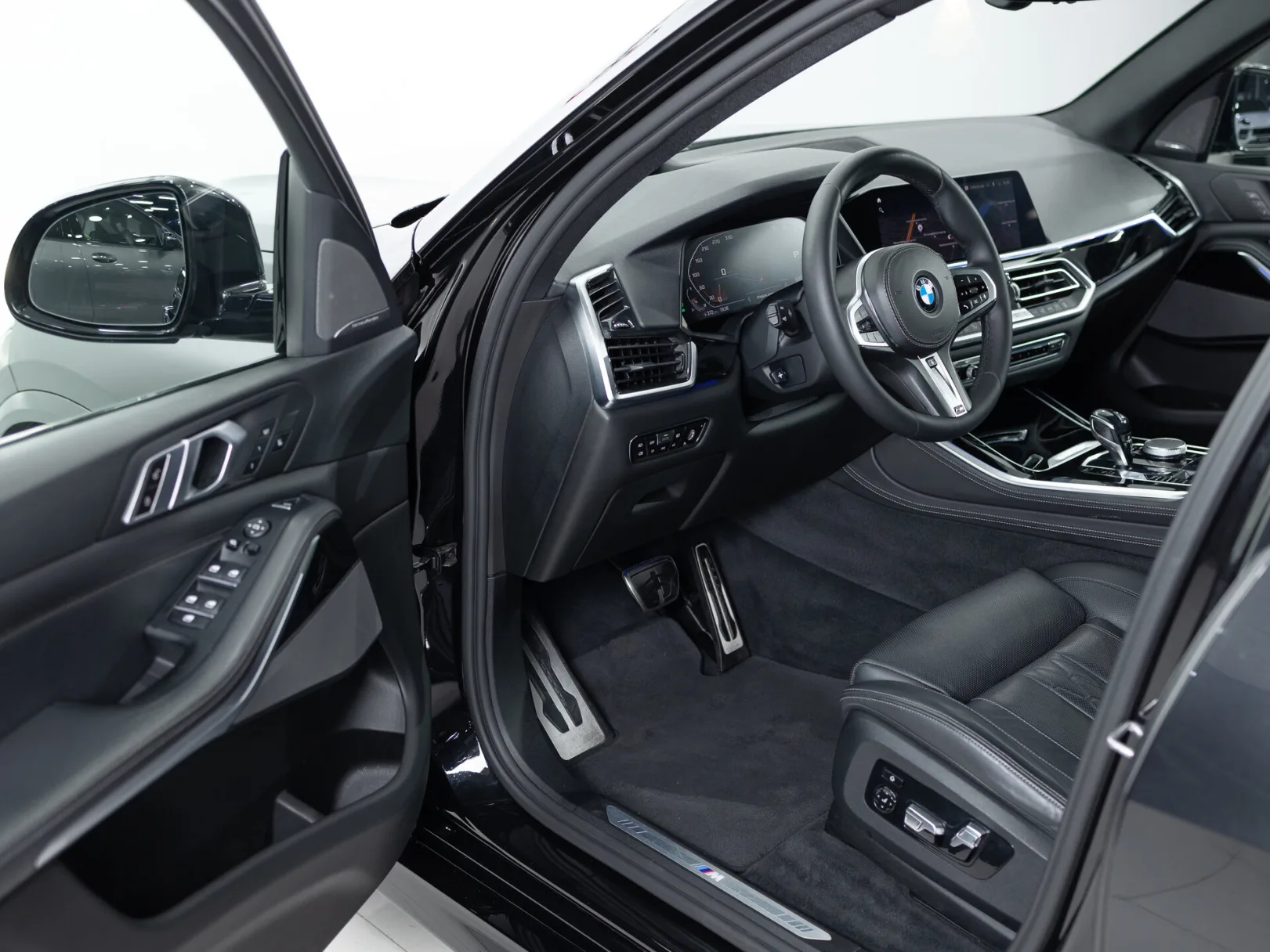 BMW X5 xDrive40i M Sport Pro IV (G05/G18), 2018 — экстерьер, фото 7