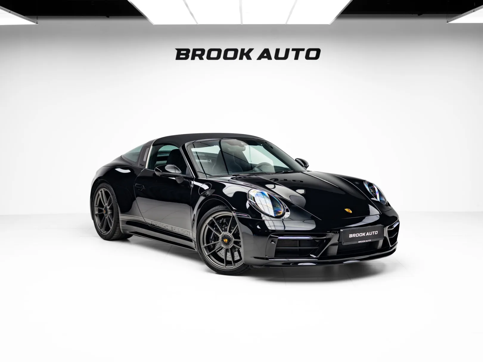 Porsche 911 Edition 50 Years Porsche Design VIII (992), 2022 — экстерьер, фото 5