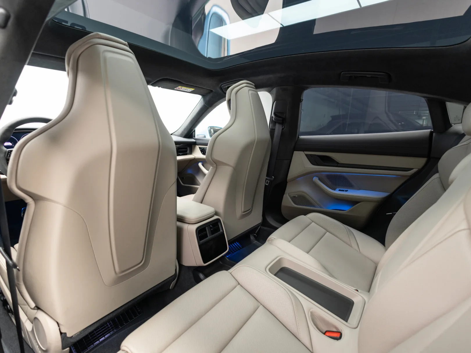 Porsche Taycan Turbo I, 2021 — экстерьер, фото 30