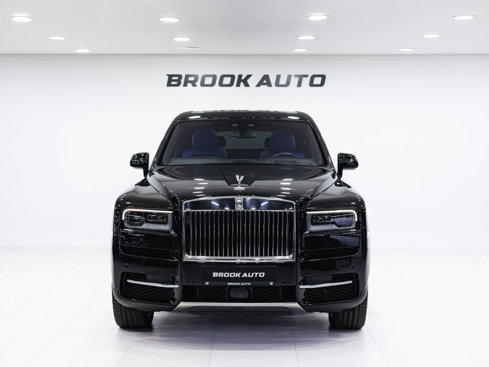 Rolls-Royce Cullinan Individual I (Series I), 2020 — экстерьер, фото 2