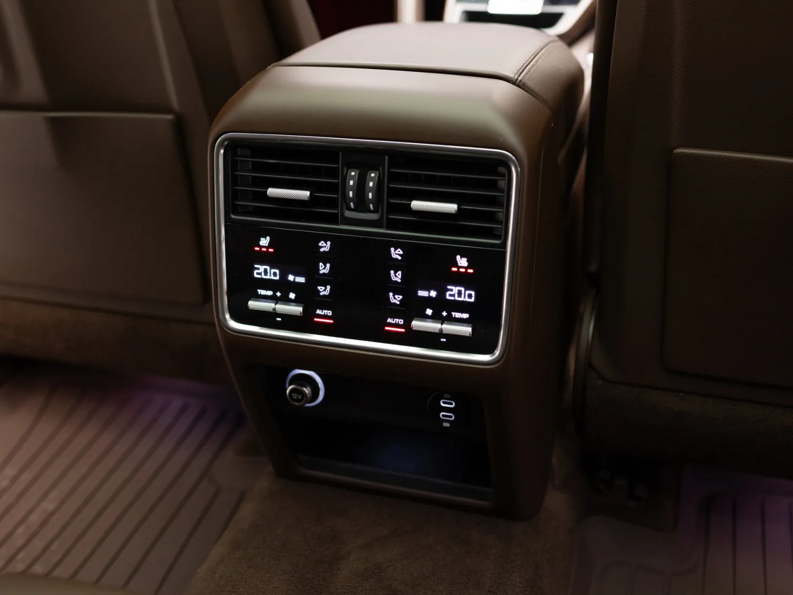 Porsche Cayenne Turbo Coupé III, 2019 — экстерьер, фото 31