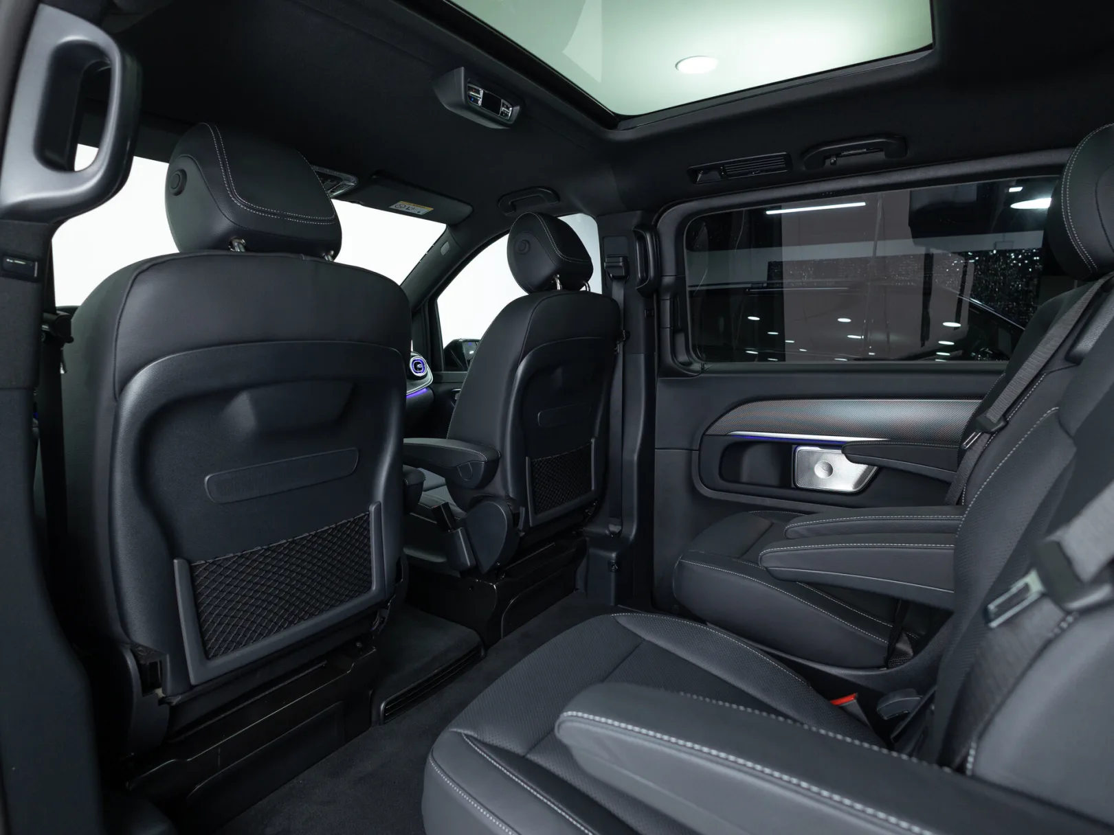 Mercedes-Benz V-Класс Exclusive AMG Line III (W447) Рестайлинг 2, 2024 — экстерьер, фото 29
