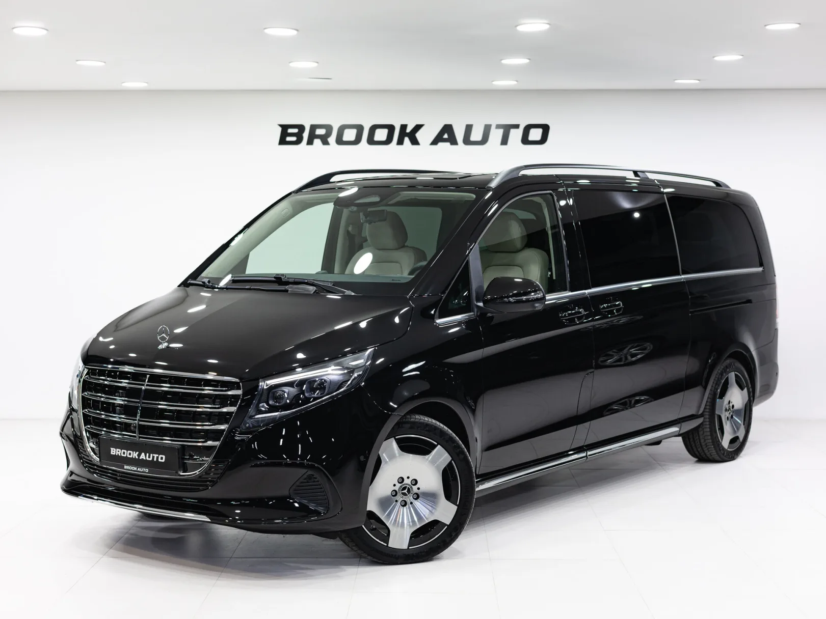 Mercedes-Benz V-Класс Exclusive III (W447) Рестайлинг 2, 2026 — экстерьер, фото 1