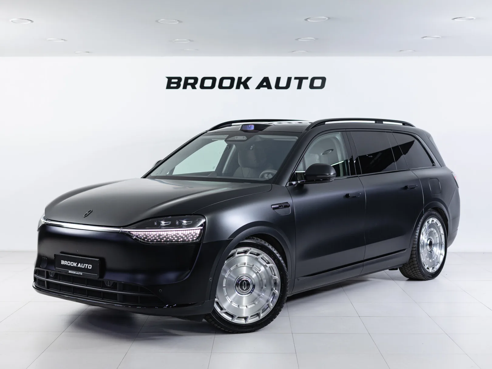 Aito M9 Max Extended Range 6-seater I, 2025 — экстерьер, фото 1