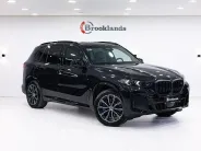 BMW X5 M60i IV (G05/G18) Рестайлинг, 2024 — экстерьер, фото 3