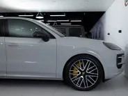 Porsche Cayenne GTS Coupé III Рестайлинг, 2024 — экстерьер, фото 38