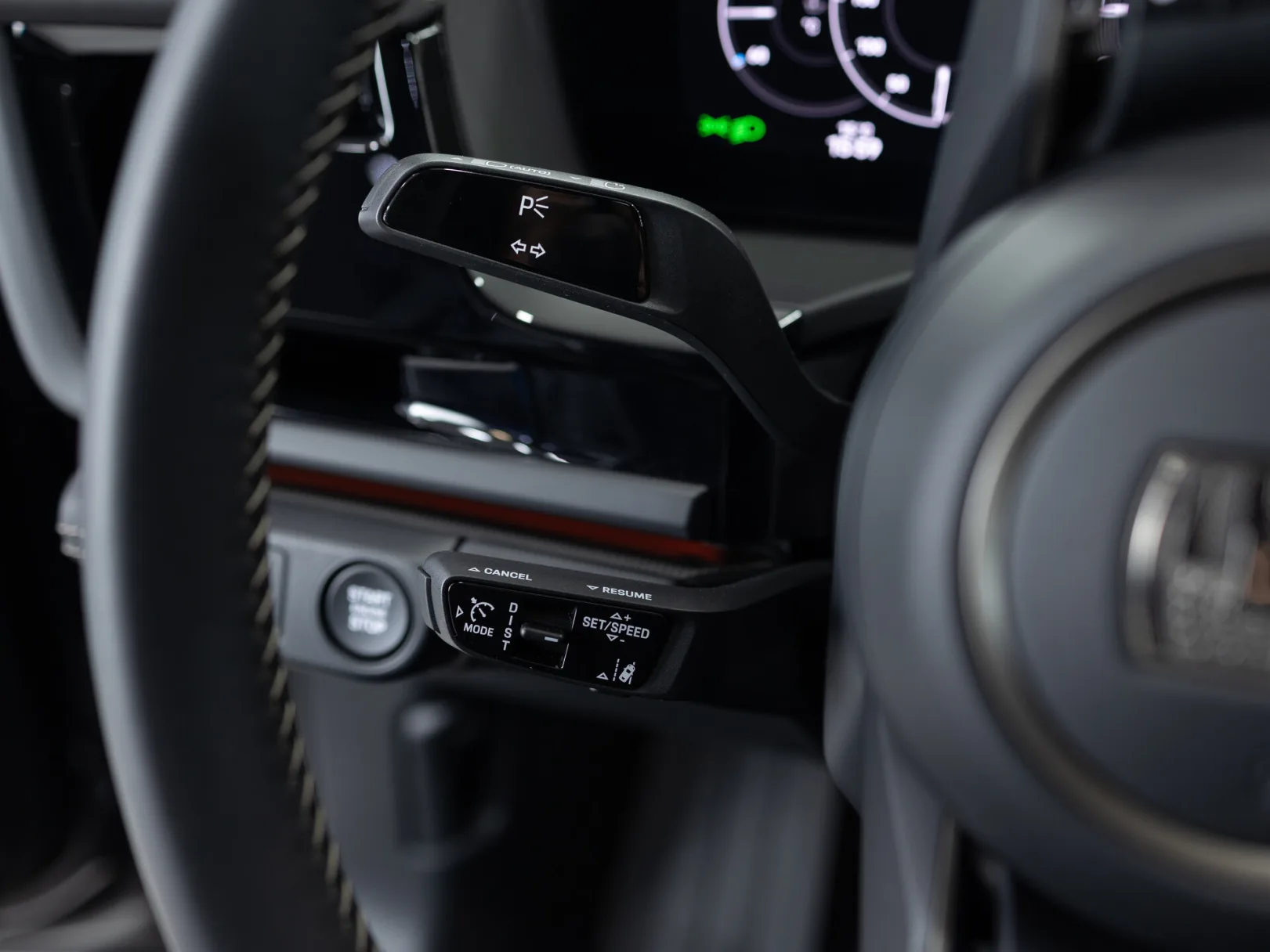 Porsche Panamera Turbo S E-Hybrid III, 2024 — экстерьер, фото 17