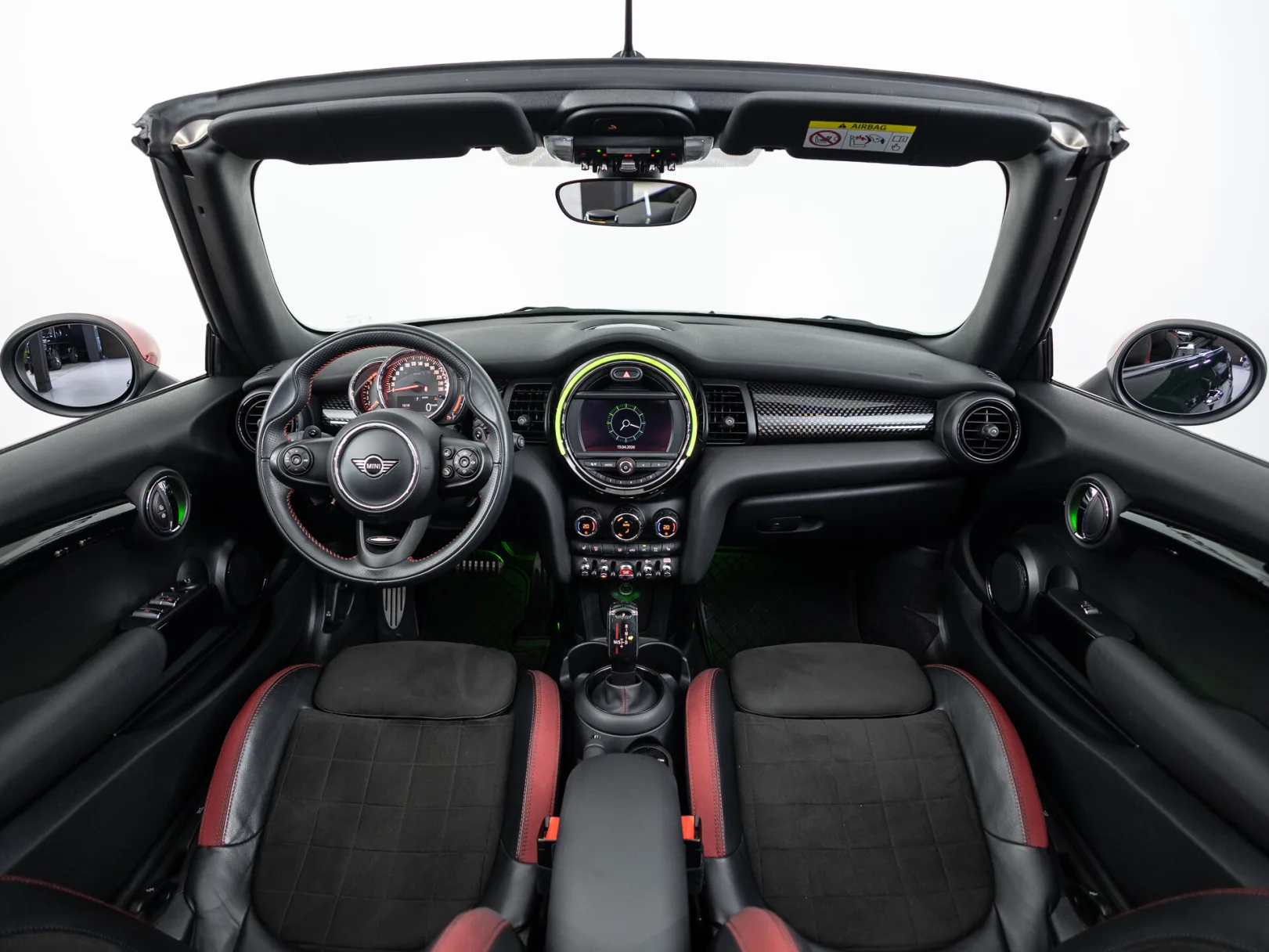 Mini Cabrio JCW III Рестайлинг, 2019 — экстерьер, фото 32