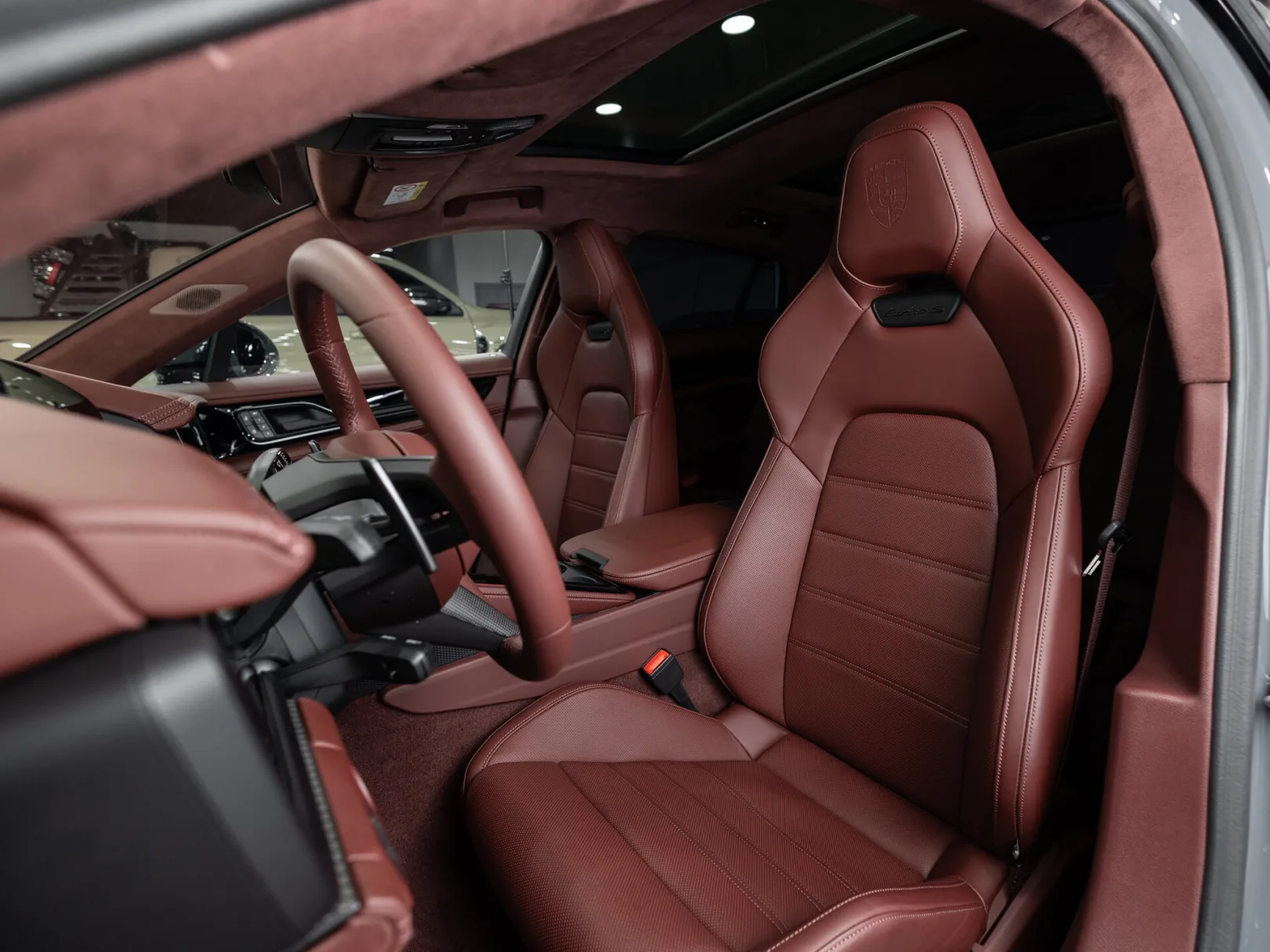 Porsche Panamera Turbo S E-Hybrid III, 2026 — экстерьер, фото 12