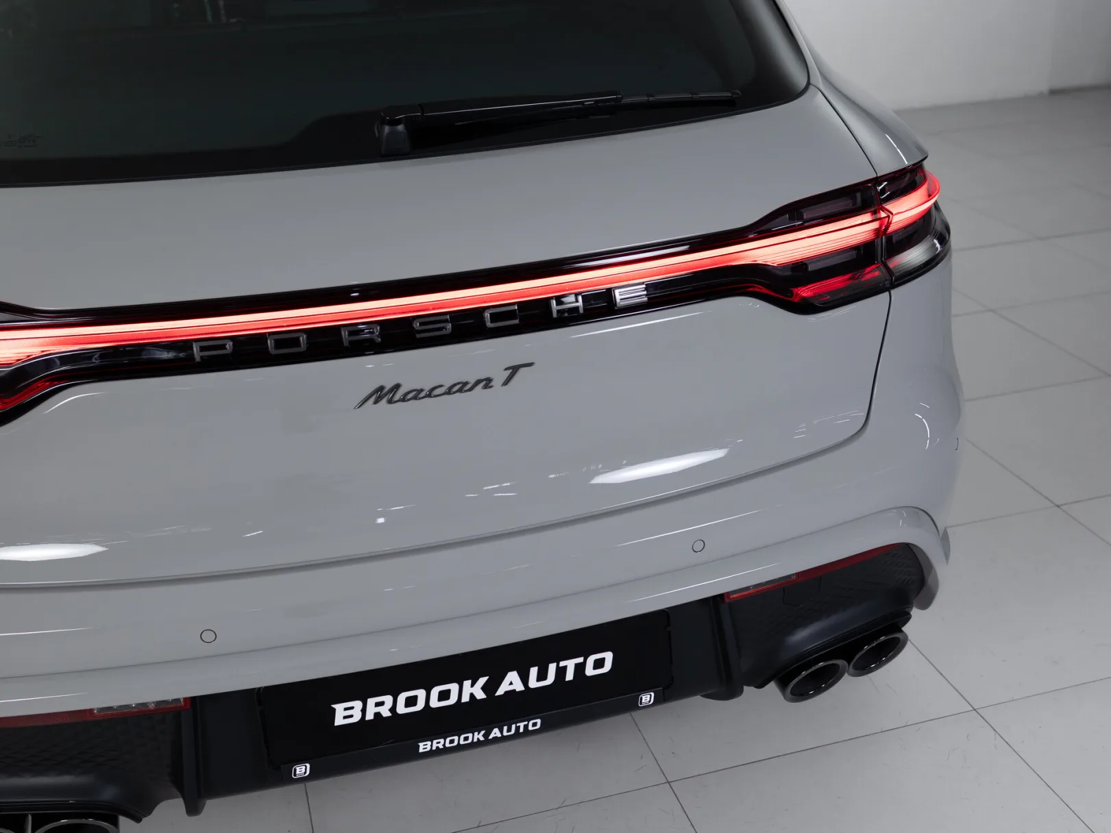 Porsche Macan T I Рестайлинг 2, 2025 — экстерьер, фото 28