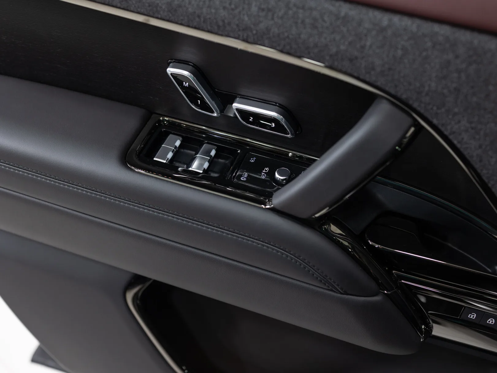 Land Rover Range Rover Sport Dynamic HSE III, 2026 — экстерьер, фото 9