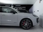 Porsche Cayenne GTS Coupé III Рестайлинг, 2024 — экстерьер, фото 33