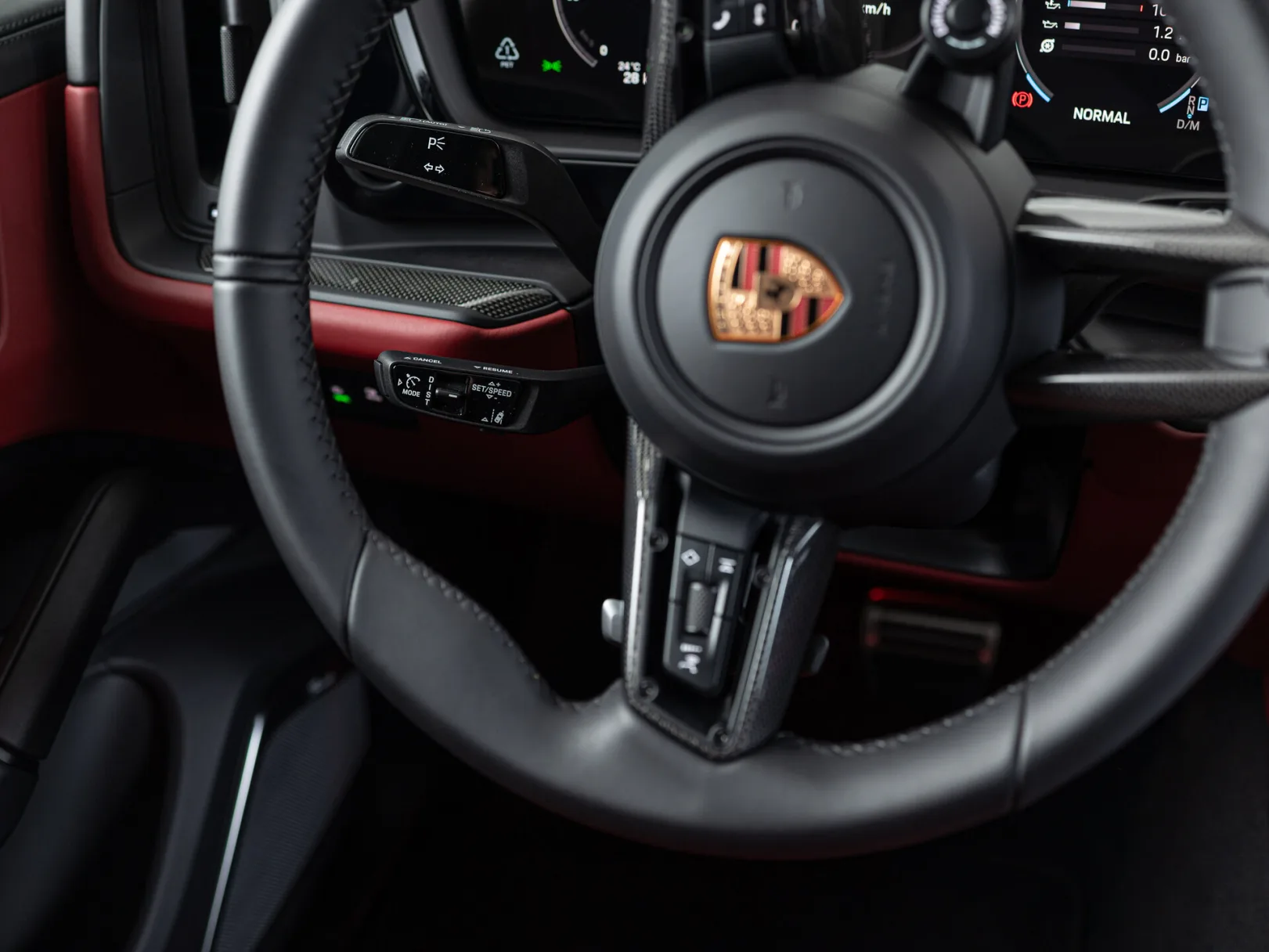 Porsche Cayenne GTS Coupé III Рестайлинг, 2025 — экстерьер, фото 16