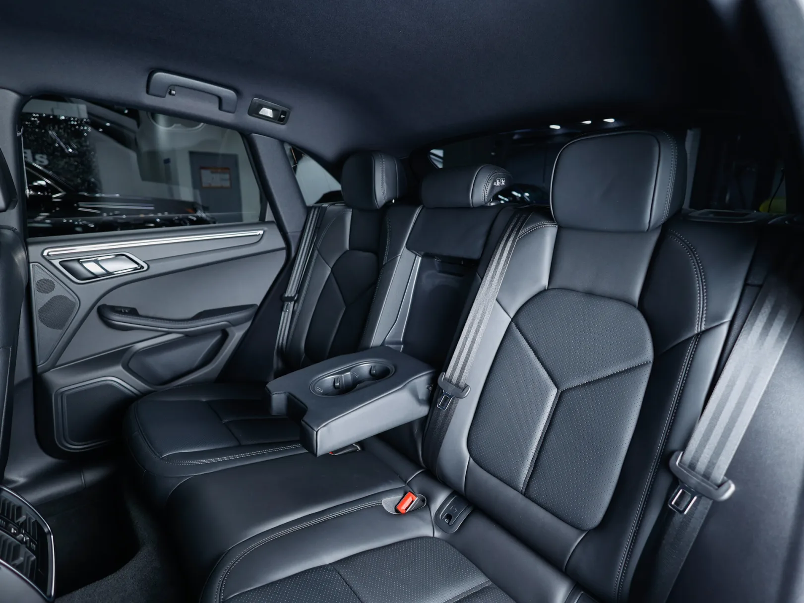Porsche Macan Базовая I Рестайлинг 2, 2022 — экстерьер, фото 26