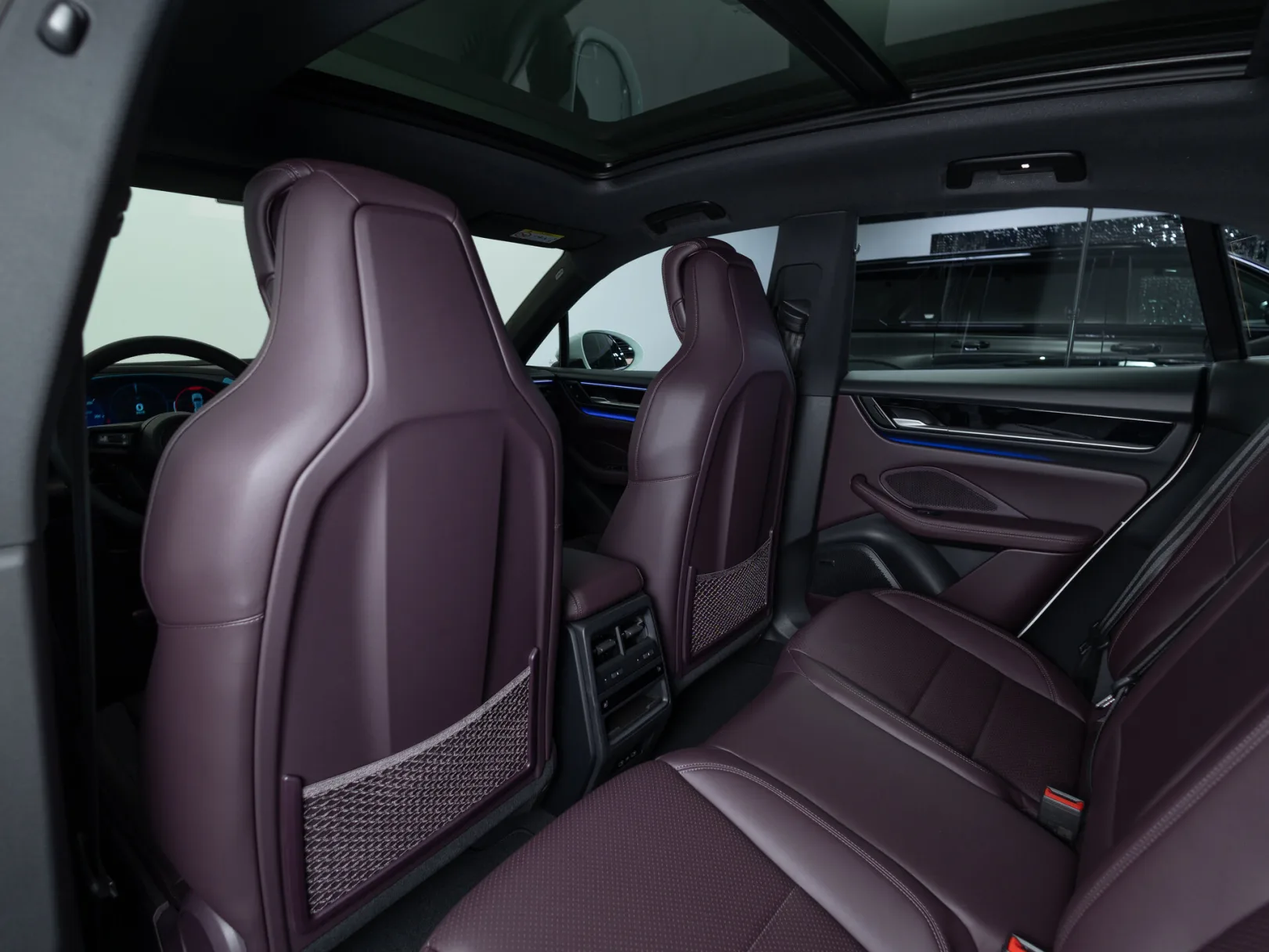 Porsche Macan II, 2024 — экстерьер, фото 29
