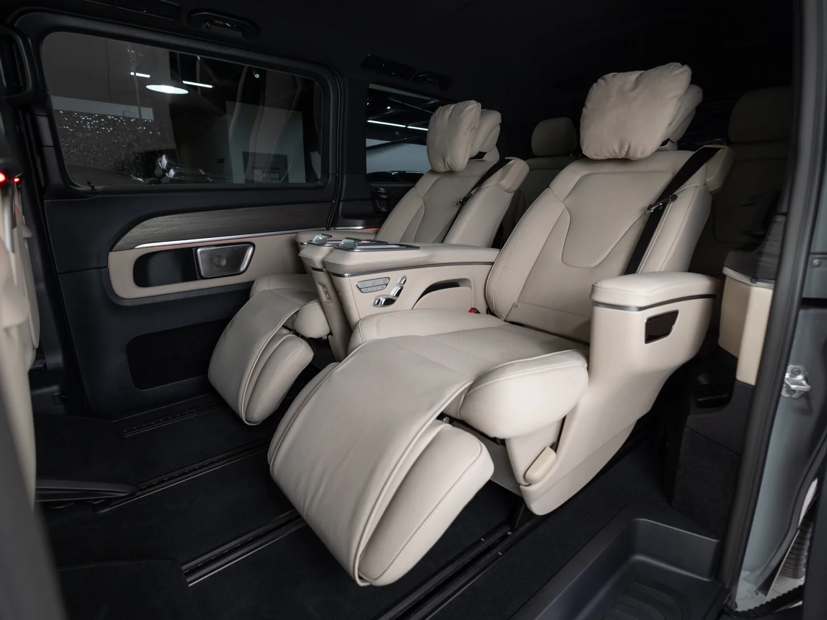 Mercedes-Benz V-Класс Exclusive III (W447) Рестайлинг 2, 2025 — экстерьер, фото 7