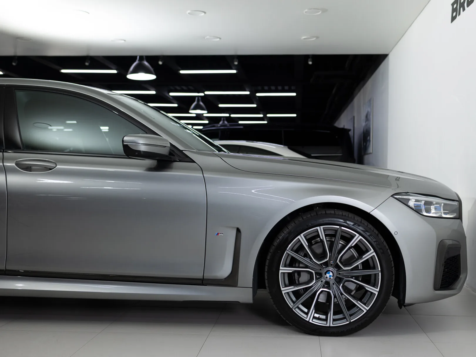 BMW 7 серии VI (G11/G12) Рестайлинг, 2020 — экстерьер, фото 33