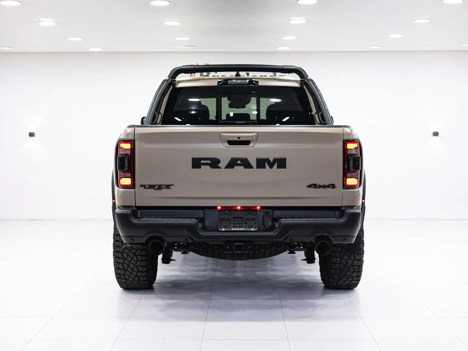 Ram 1500 TRX V, 2022 — экстерьер, фото 5