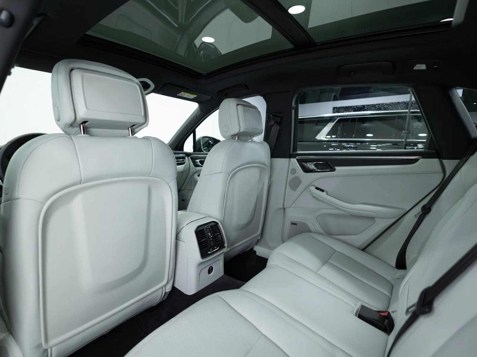 Porsche Macan T I Рестайлинг 2, 2025 — экстерьер, фото 27