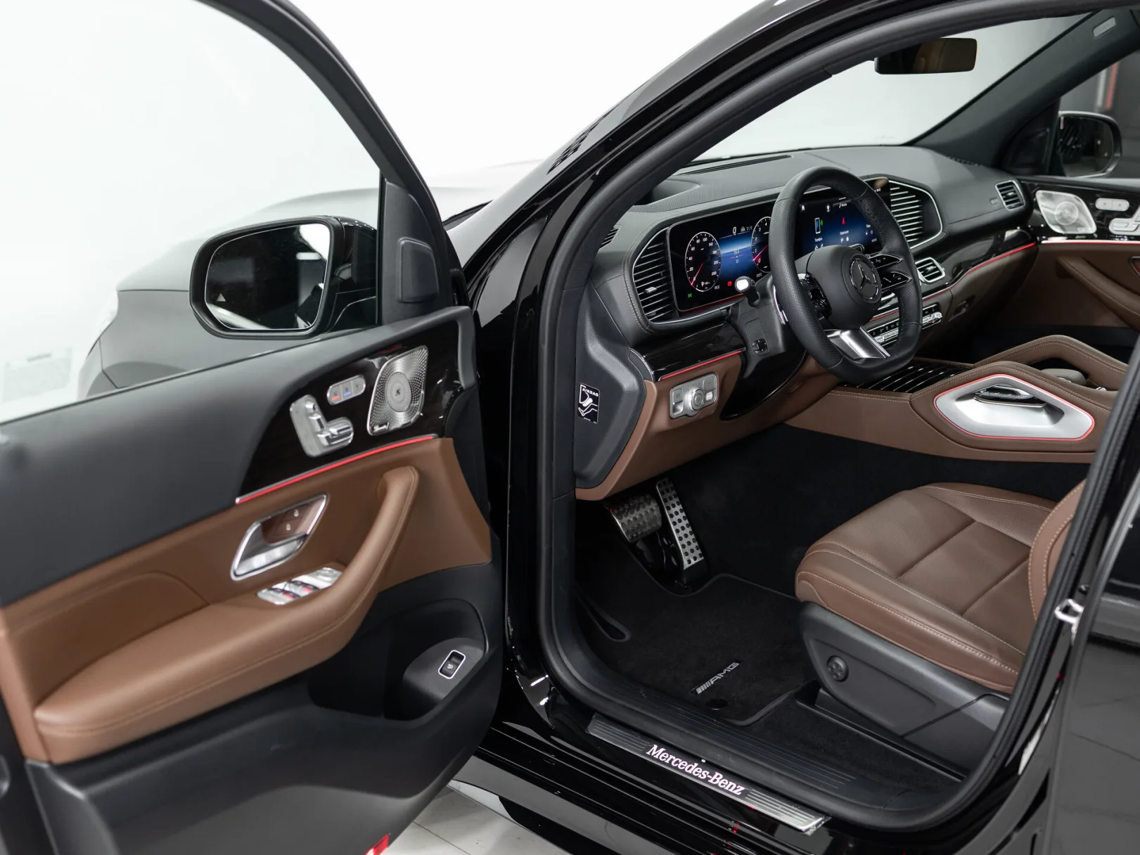 Mercedes-Benz GLS 450 4MATIC II (X167) Рестайлинг, 2025 — экстерьер, фото 7