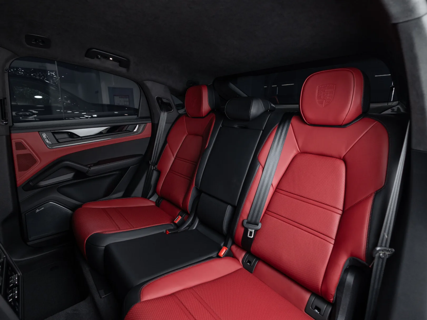 Porsche Cayenne Turbo GT III Рестайлинг, 2026 — экстерьер, фото 32