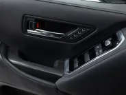 Toyota Land Cruiser 70th Anniversary 300 Series, 2021 — экстерьер, фото 9
