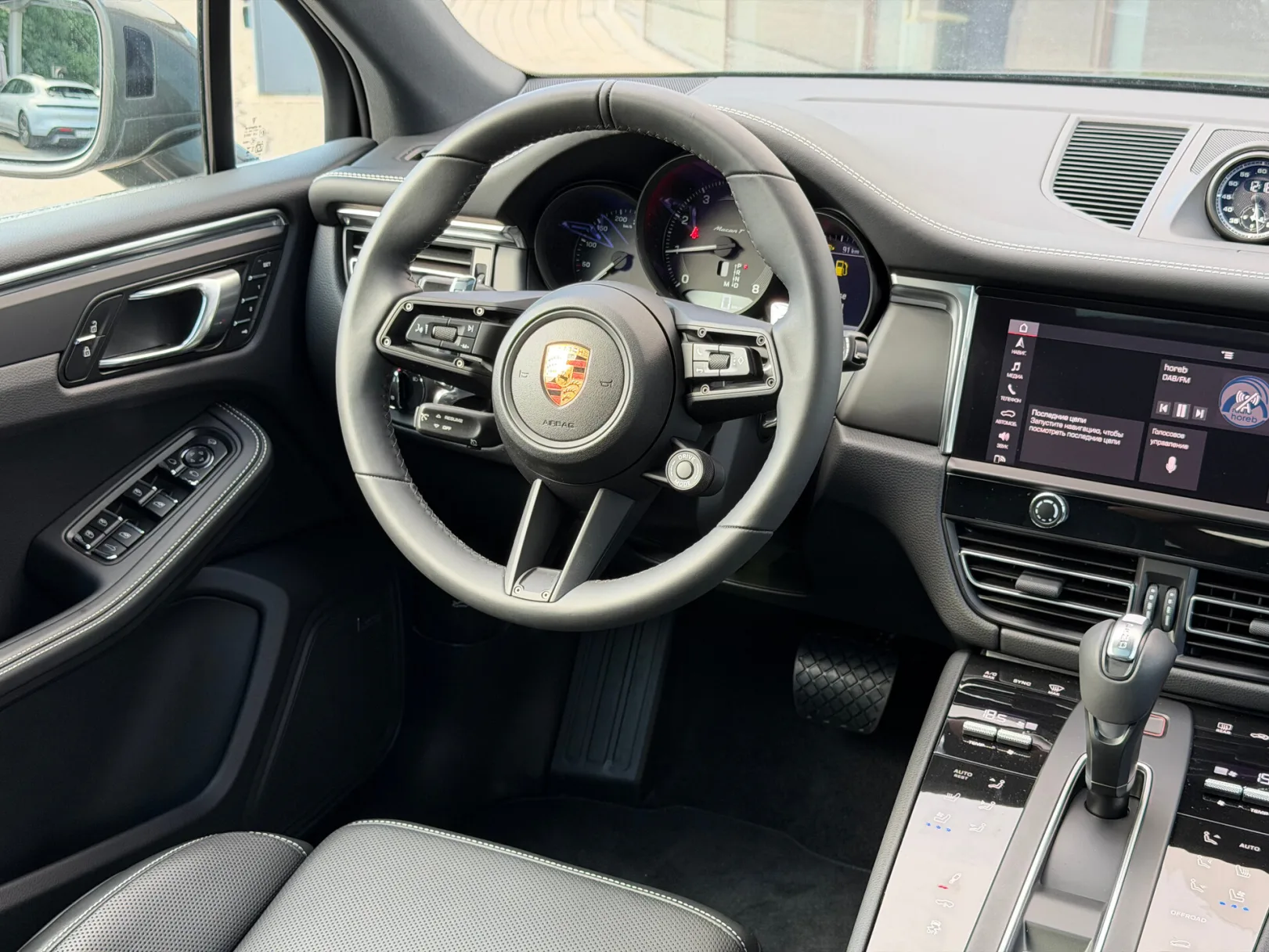 Porsche Macan T I Рестайлинг 2, 2026 — экстерьер, фото 14