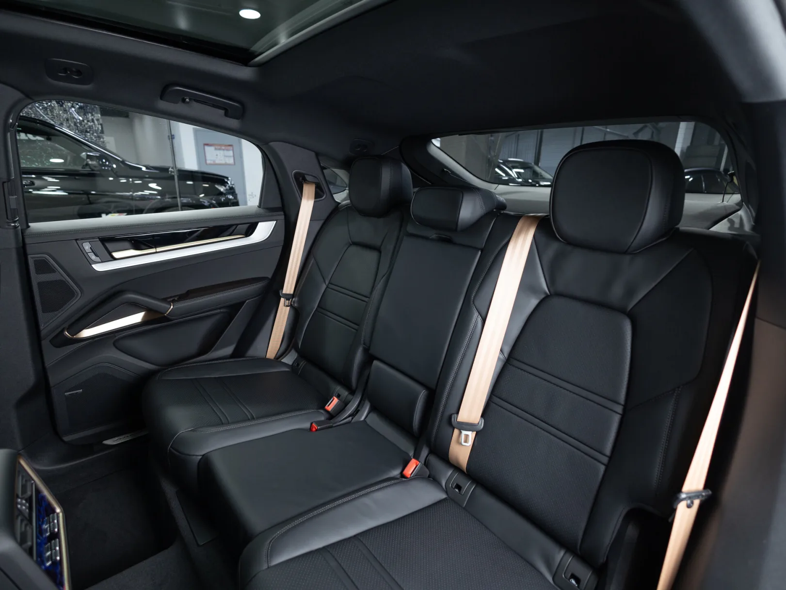 Porsche Cayenne Coupé III Рестайлинг, 2024 — экстерьер, фото 27