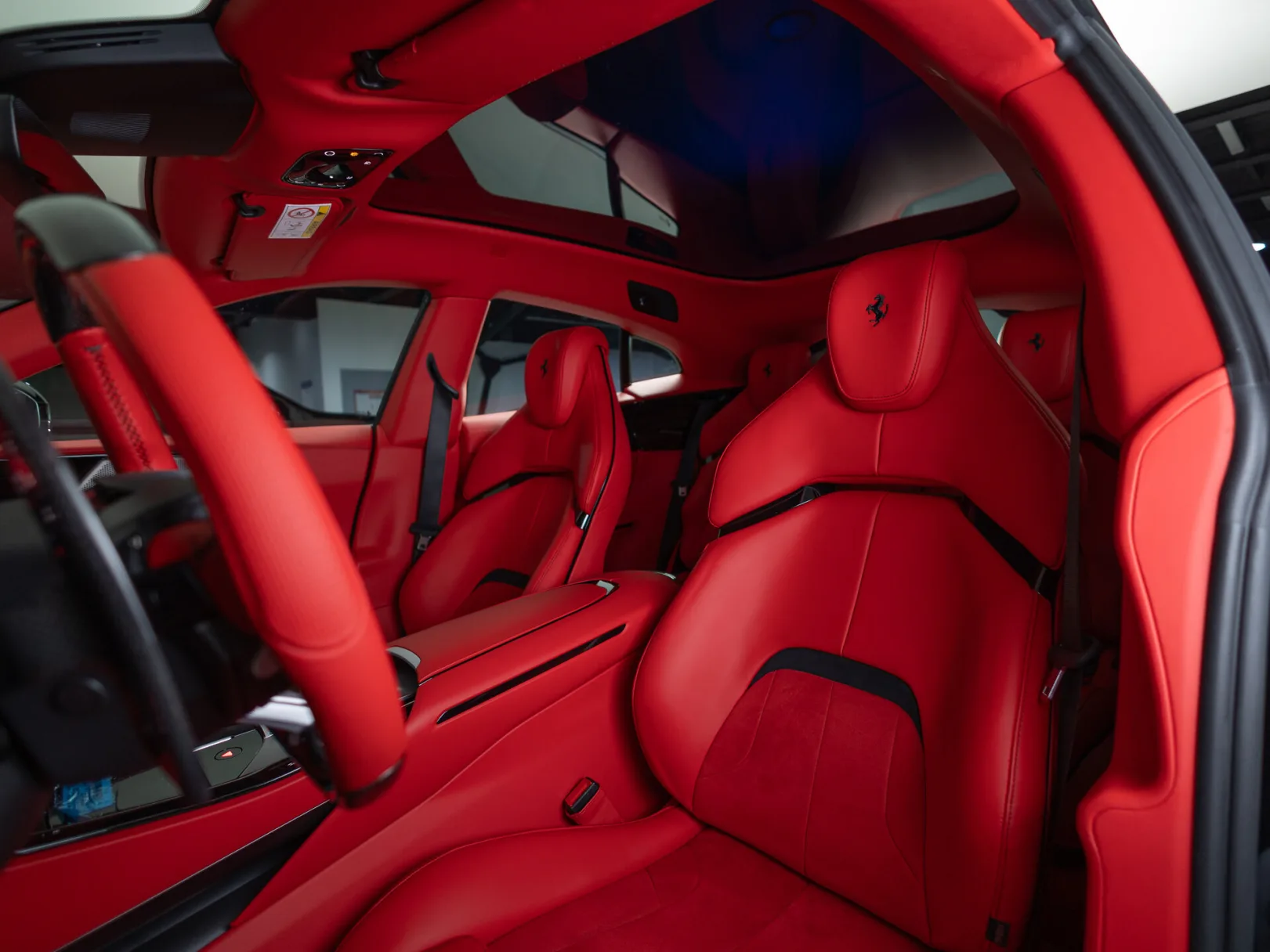 Ferrari Purosangue I, 2024 — экстерьер, фото 9